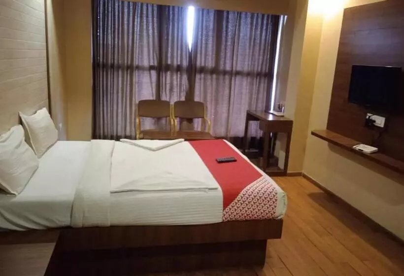 ホテル Mahadev Residency