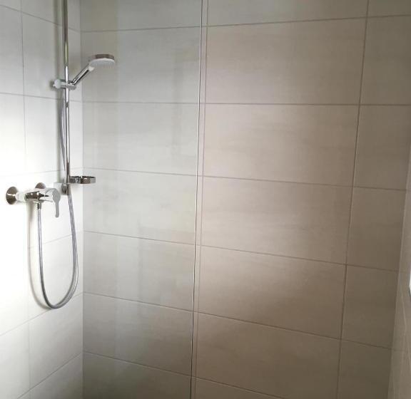 Отель Mönchsberghof