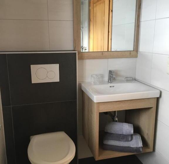 Отель Mönchsberghof