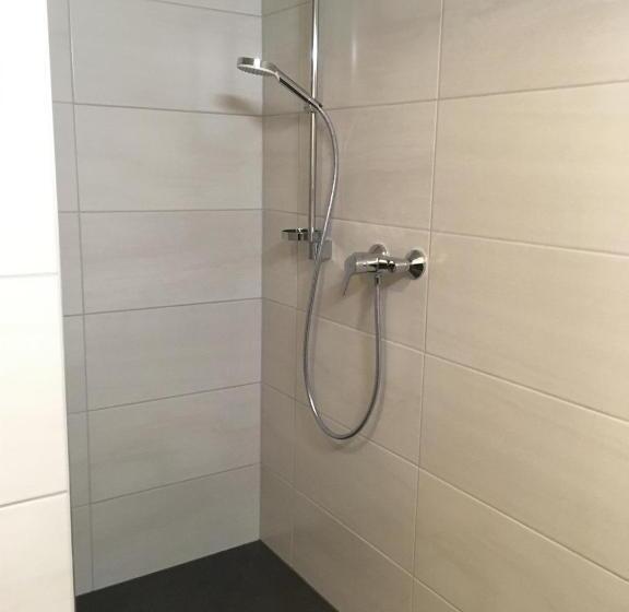 Отель Mönchsberghof