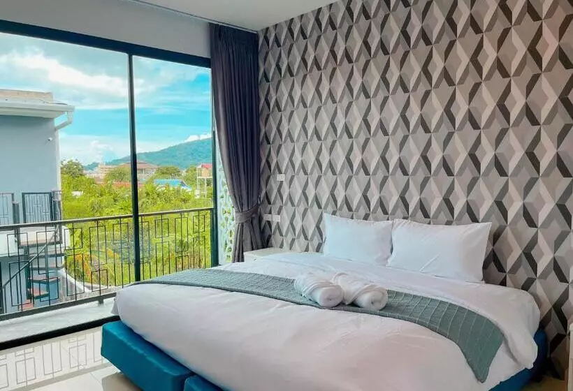 Hotelli Chanakarn Pool Access Rawai