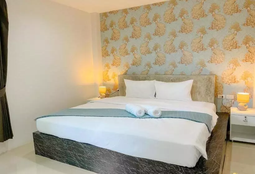 Hotelli Chanakarn Pool Access Rawai