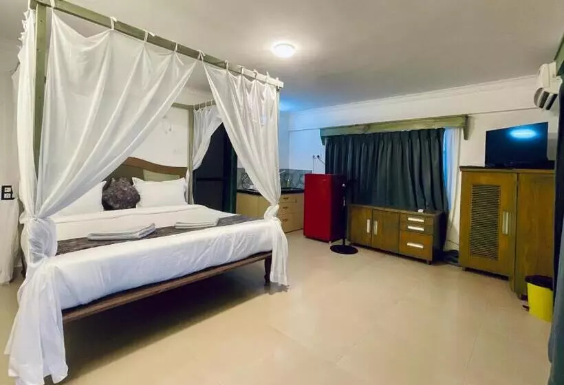 Nagas Hotel Satyavati Morjim