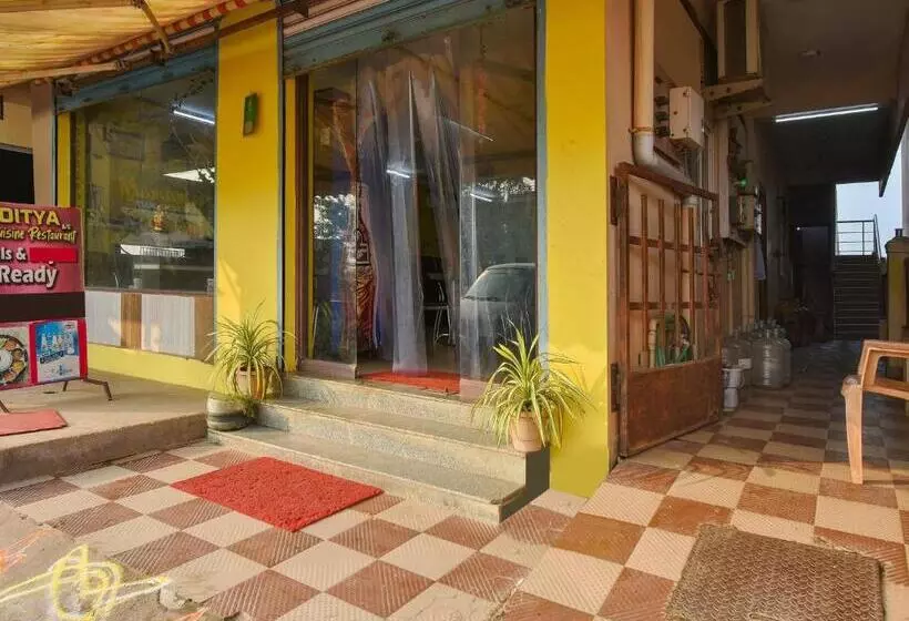 ホテル Oyo Flagship Adithya Residency