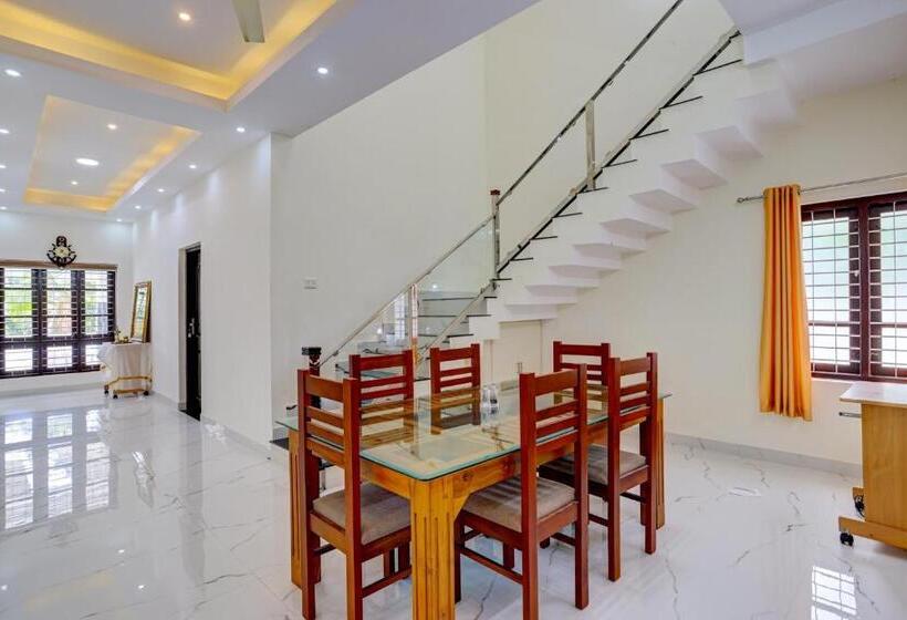 Super Hotel O Sivananda Homestay