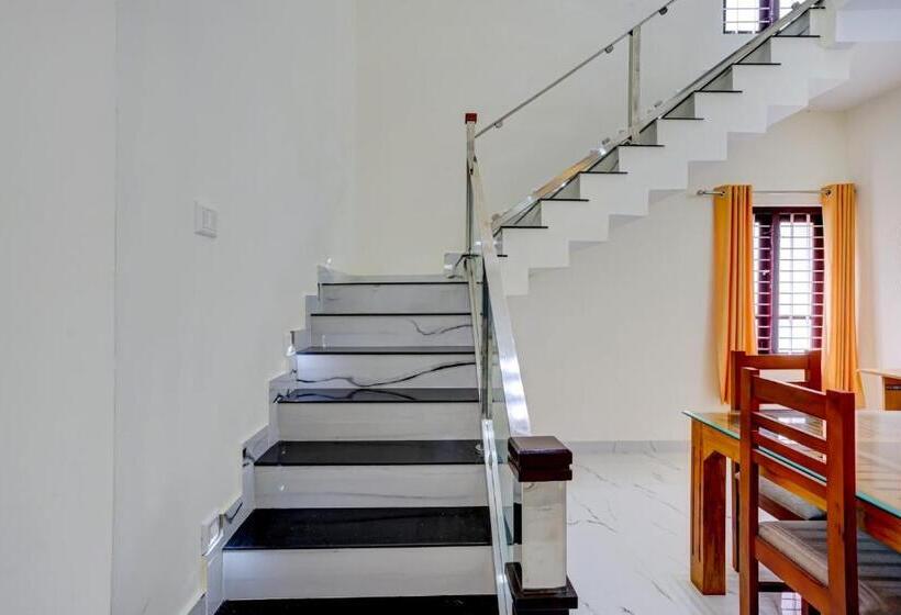 Super Hotel O Sivananda Homestay