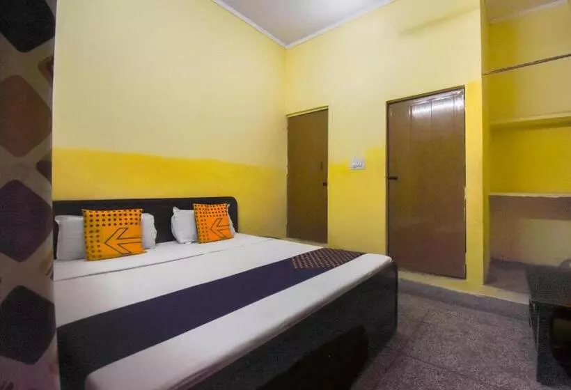 ホテル Oyo Yatra Guest House