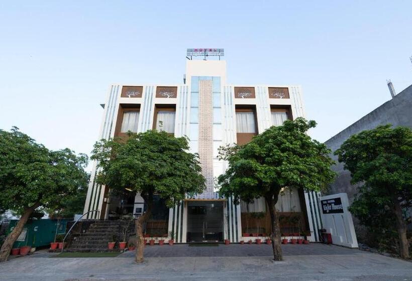 酒店 Sahibs Lighthouse Bon Fire Included