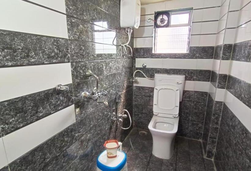 ホテル Sai Nidhi Lodging & Boarding