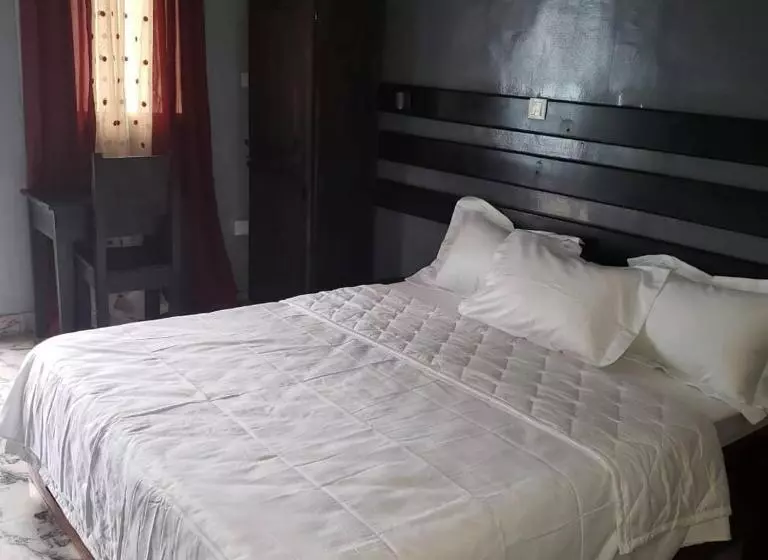 هتل Sunrise Center Bonapriso 111