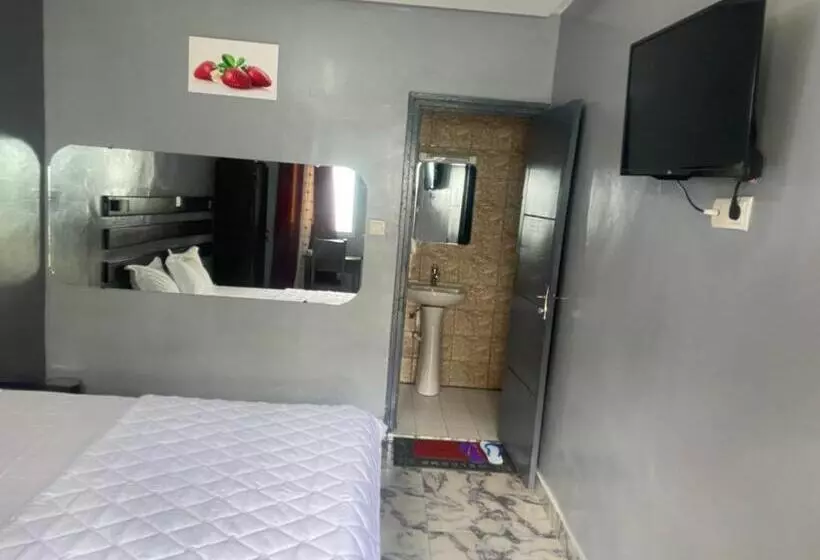 هتل Sunrise Center Bonapriso 111