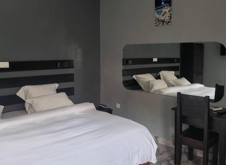 هتل Sunrise Center Bonapriso 111