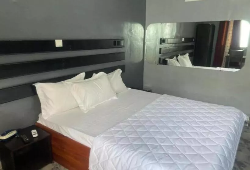 هتل Sunrise Center Bonapriso 111