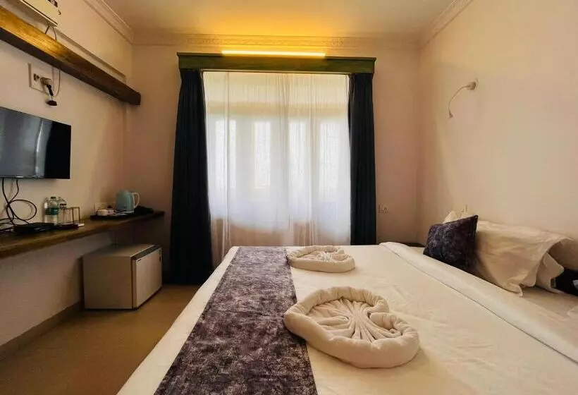 Nagas Hotel Satyavati Morjim