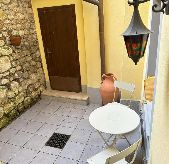 פנסיון Alla Casa Medievale