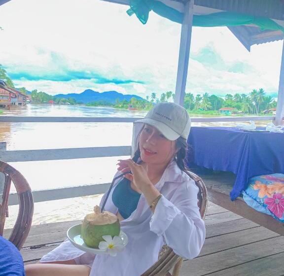 پانسیون Souksanh Guesthouse