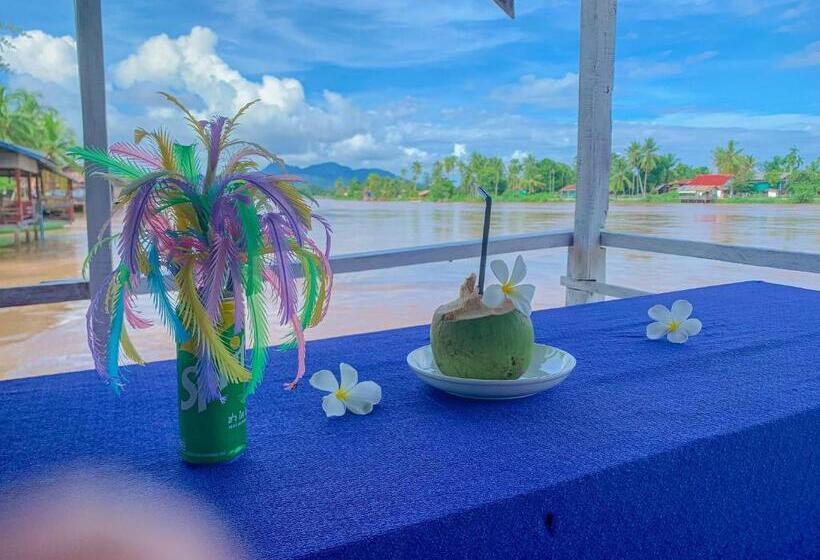 پانسیون Souksanh Guesthouse