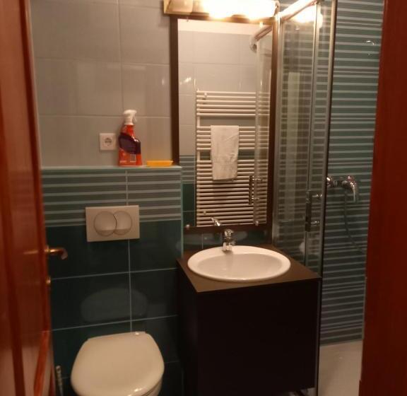 膳宿费 Vendégház Petörke