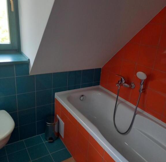 膳宿费 Vendégház Petörke