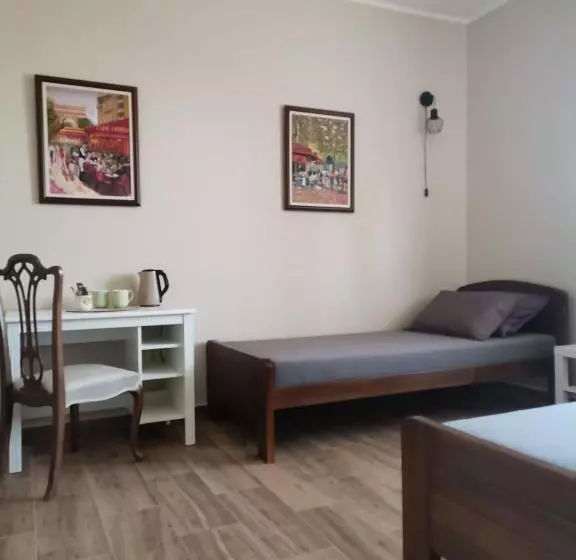Roomsapartments Popcourt