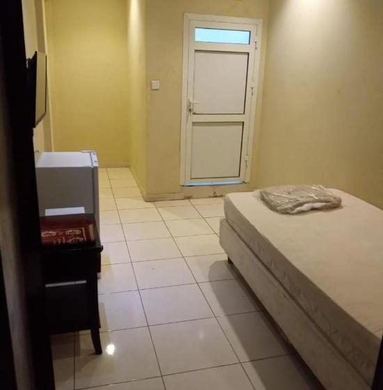 سلسبيل المفروشة للعزاب فقط For Singles Only