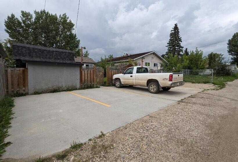 فندق صغير Crewcomfort Suites