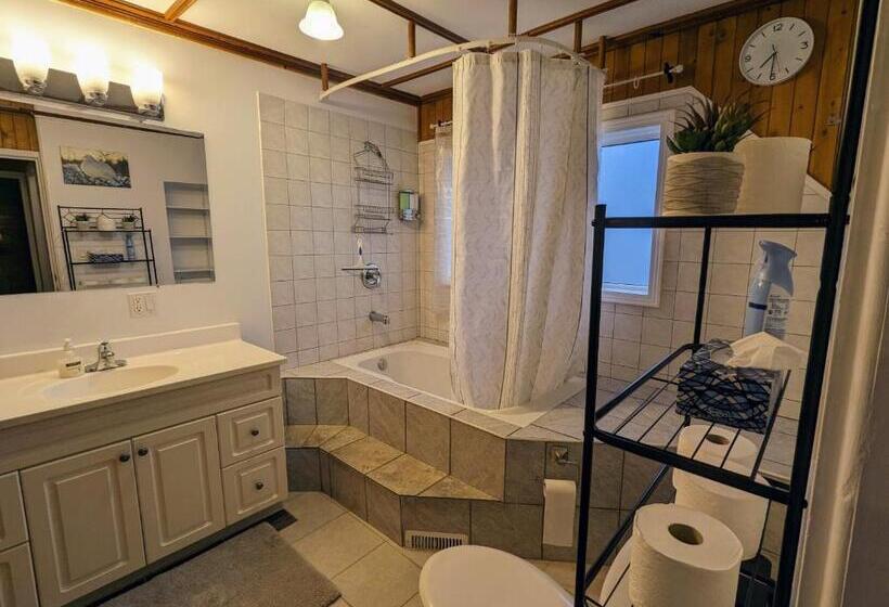 فندق صغير Crewcomfort Suites