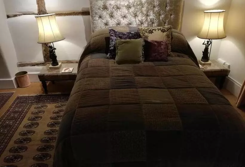 Aamiaismajoitus (B&B) Michaelmas Cottage Upavon