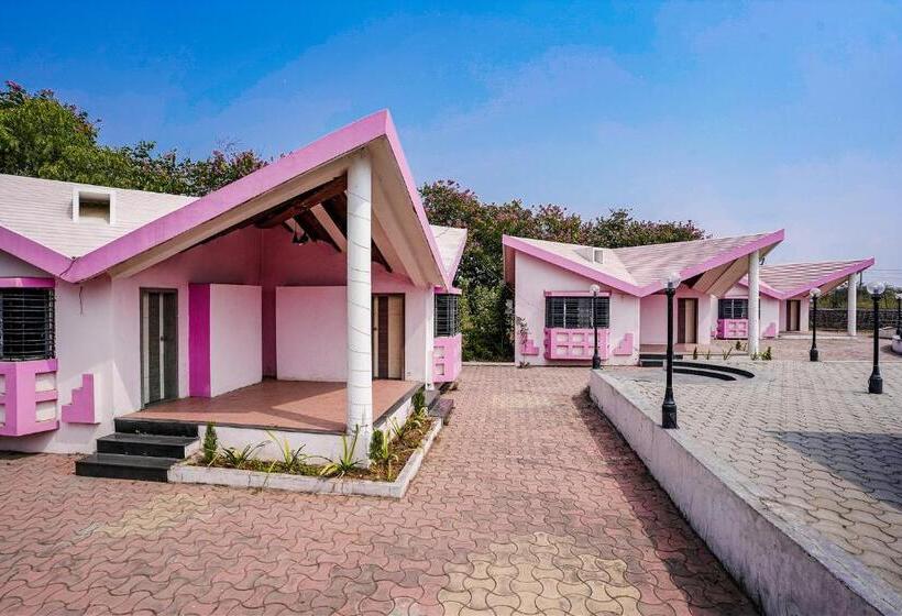 Fabhotel Mint Resort