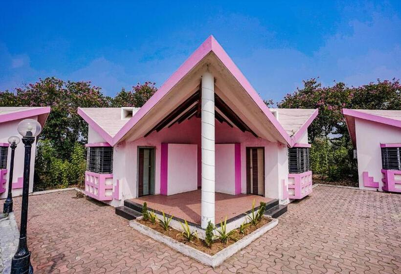 Fabhotel Mint Resort