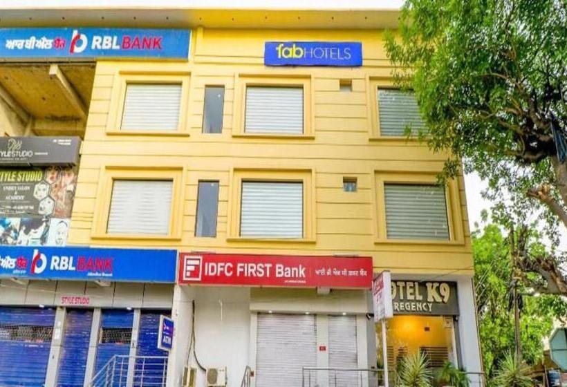 Fabhotel Regency K9 Model Town