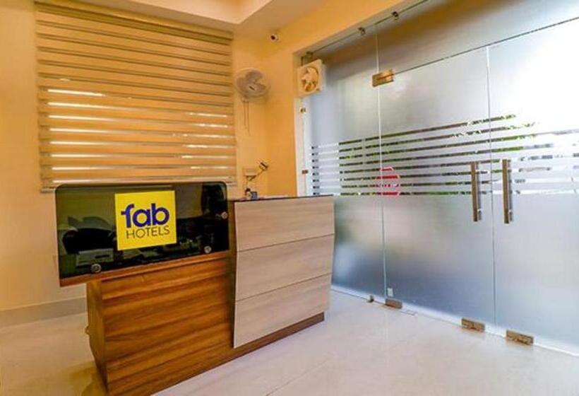 Fabhotel Regency K9 Model Town
