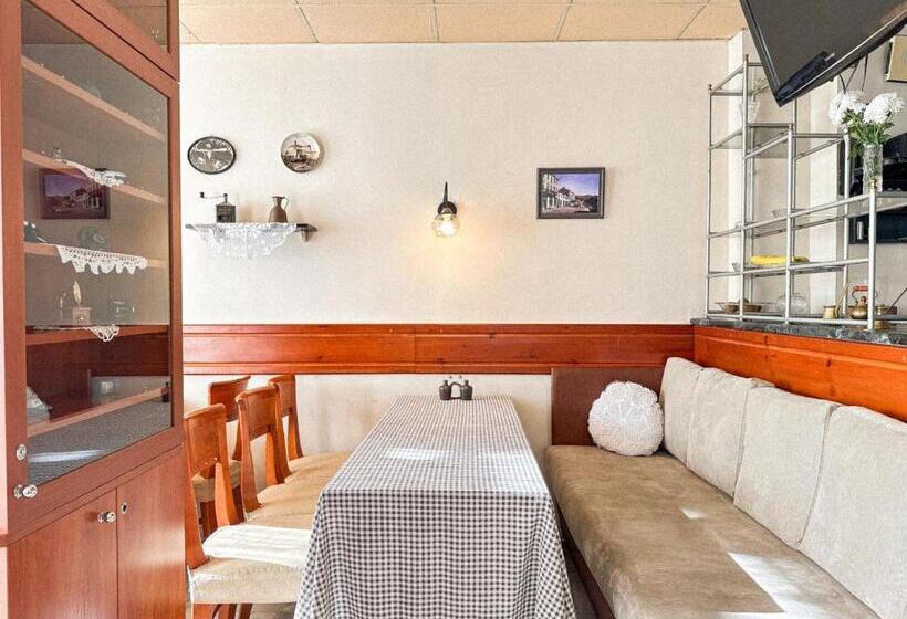 Отель Dezudava Family