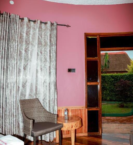 هتل Masaka Cultural Resort