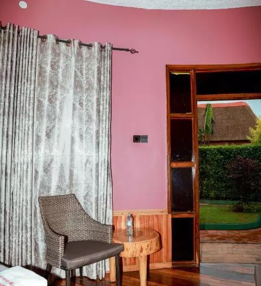 هتل Masaka Cultural Resort