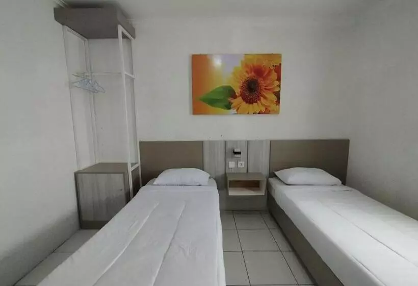Hotelli Syariah Selamat Sukabumi
