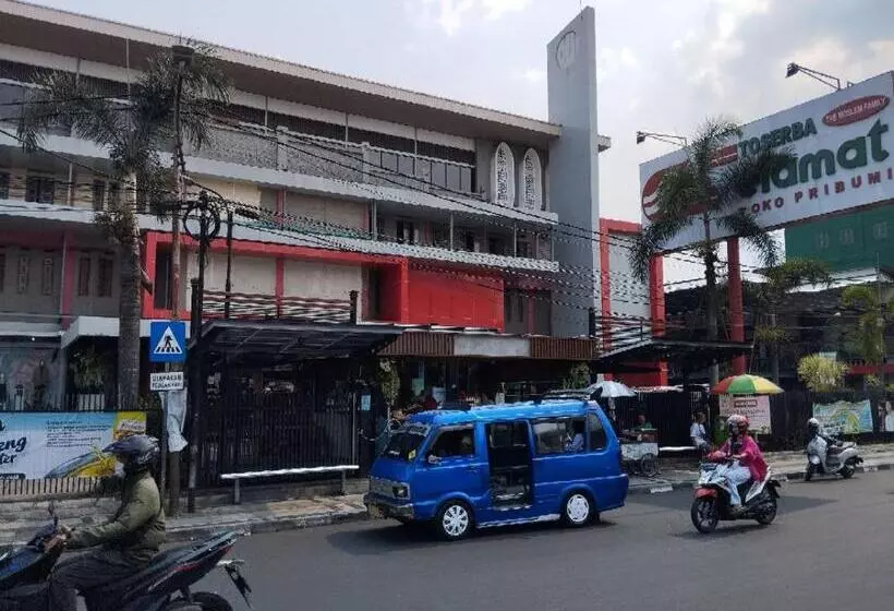 Hotelli Syariah Selamat Sukabumi