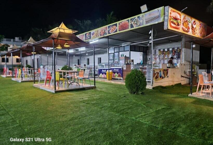 酒店 The Royals Room