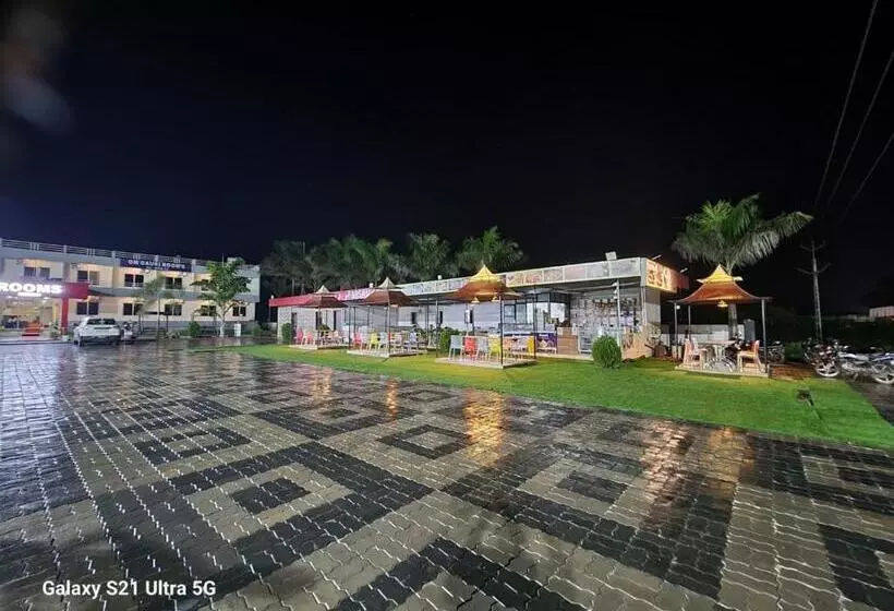 Hotelli The Royals Room