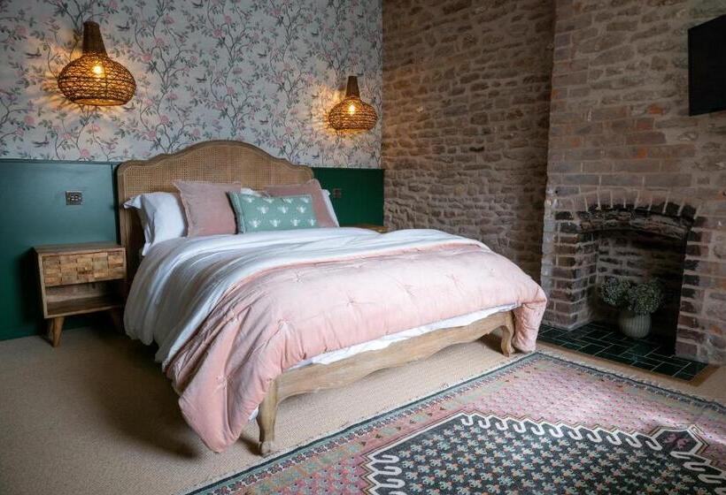 酒店 The Sheep And Penguin