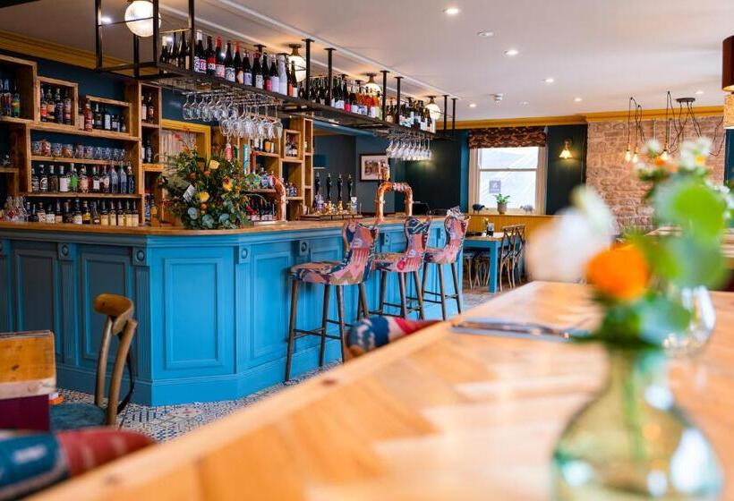 酒店 The Sheep And Penguin