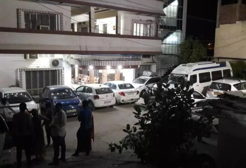Hotelli Urvashi Srinagar