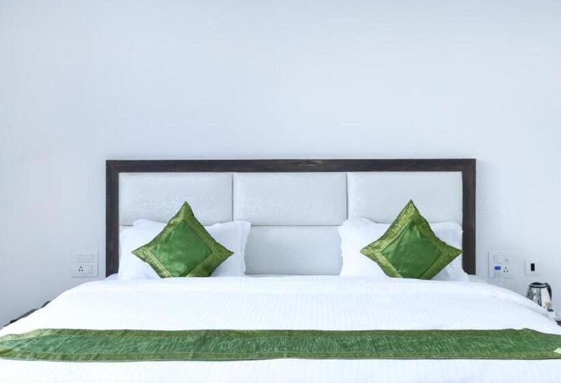 Parkside   Hotel Trance