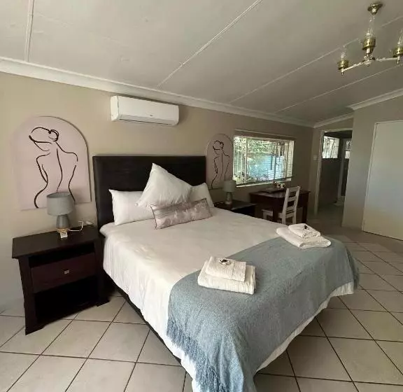 ペンション 9 Wena Ave Guesthouse