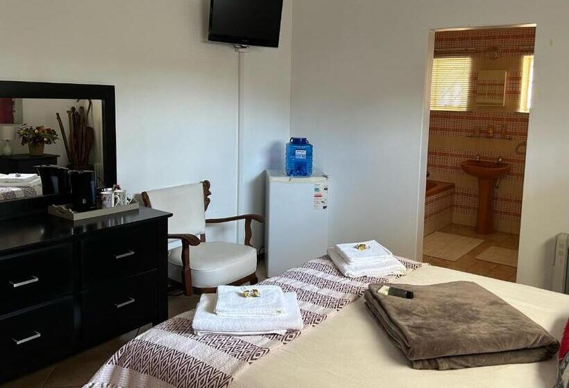 Pension (Hôtel basse catégorie) 9 Wena Ave Guesthouse