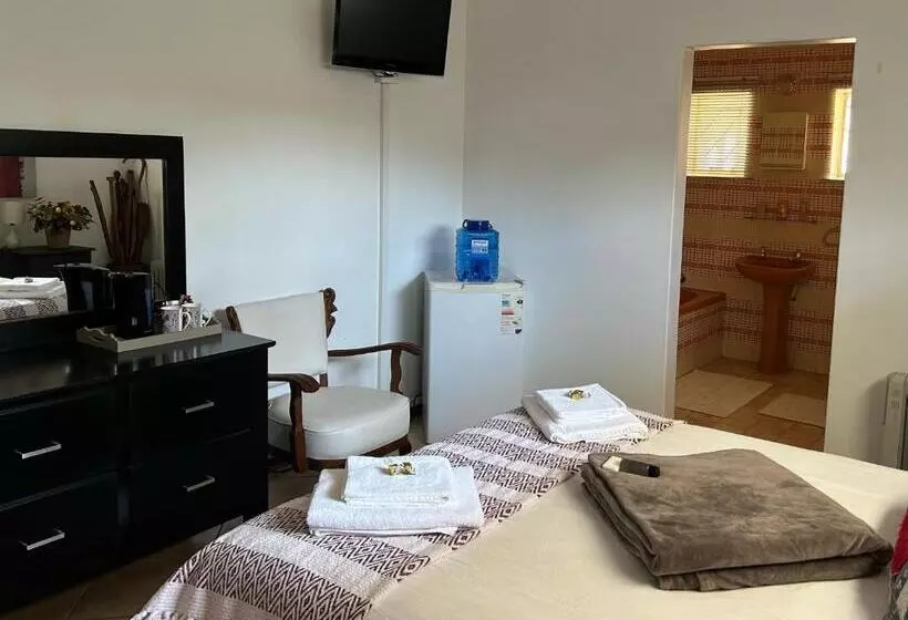 ペンション 9 Wena Ave Guesthouse