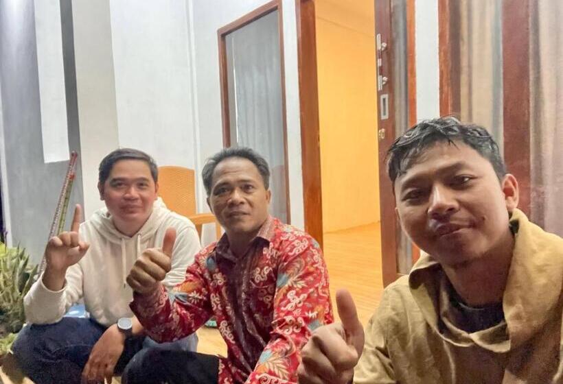 Pensjonat The Gare S Villa Mandalika A