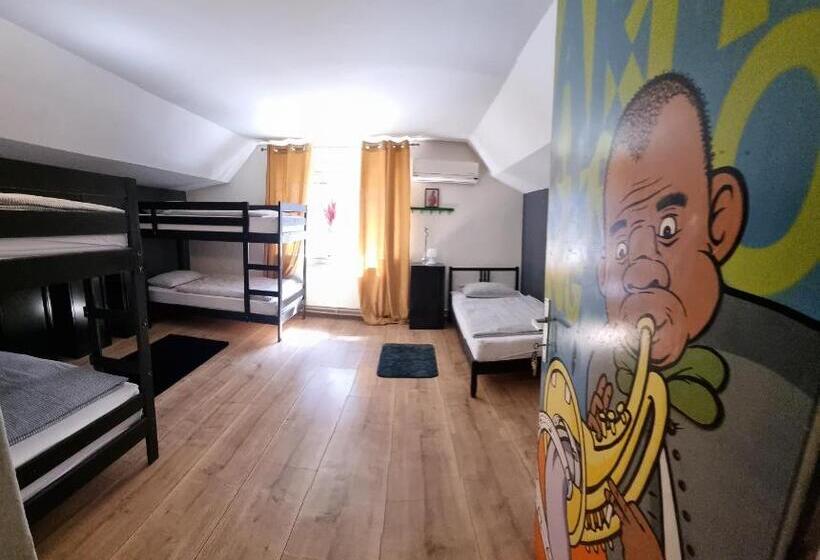 Sax Pub Hostel Ljubljana