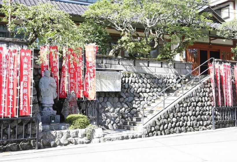 Temple Hotel 岸之坊