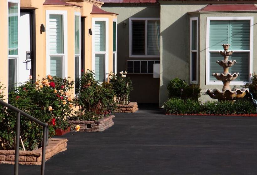 El Royale Hotel Near Universal Studios